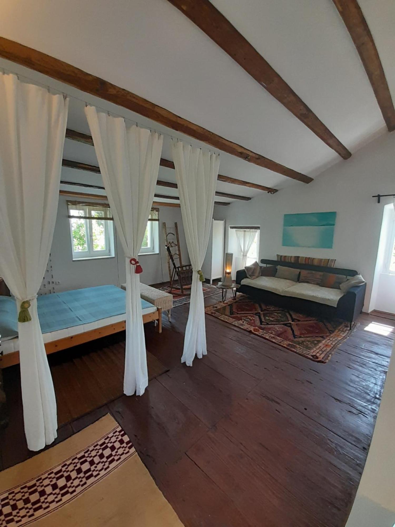 Casa Lin & Casa Blanca Hotell Nerezine Eksteriør bilde