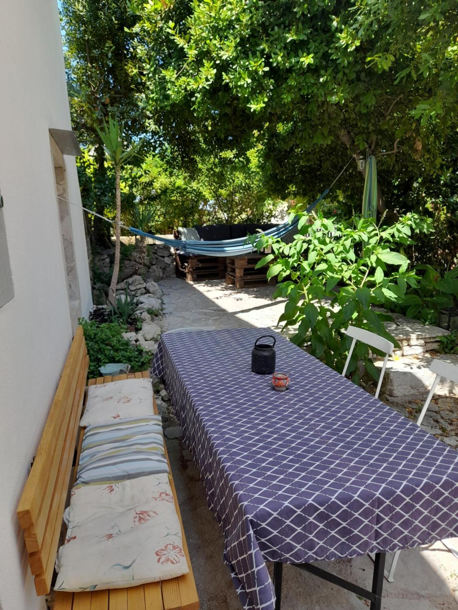 Casa Lin & Casa Blanca Hotell Nerezine Eksteriør bilde
