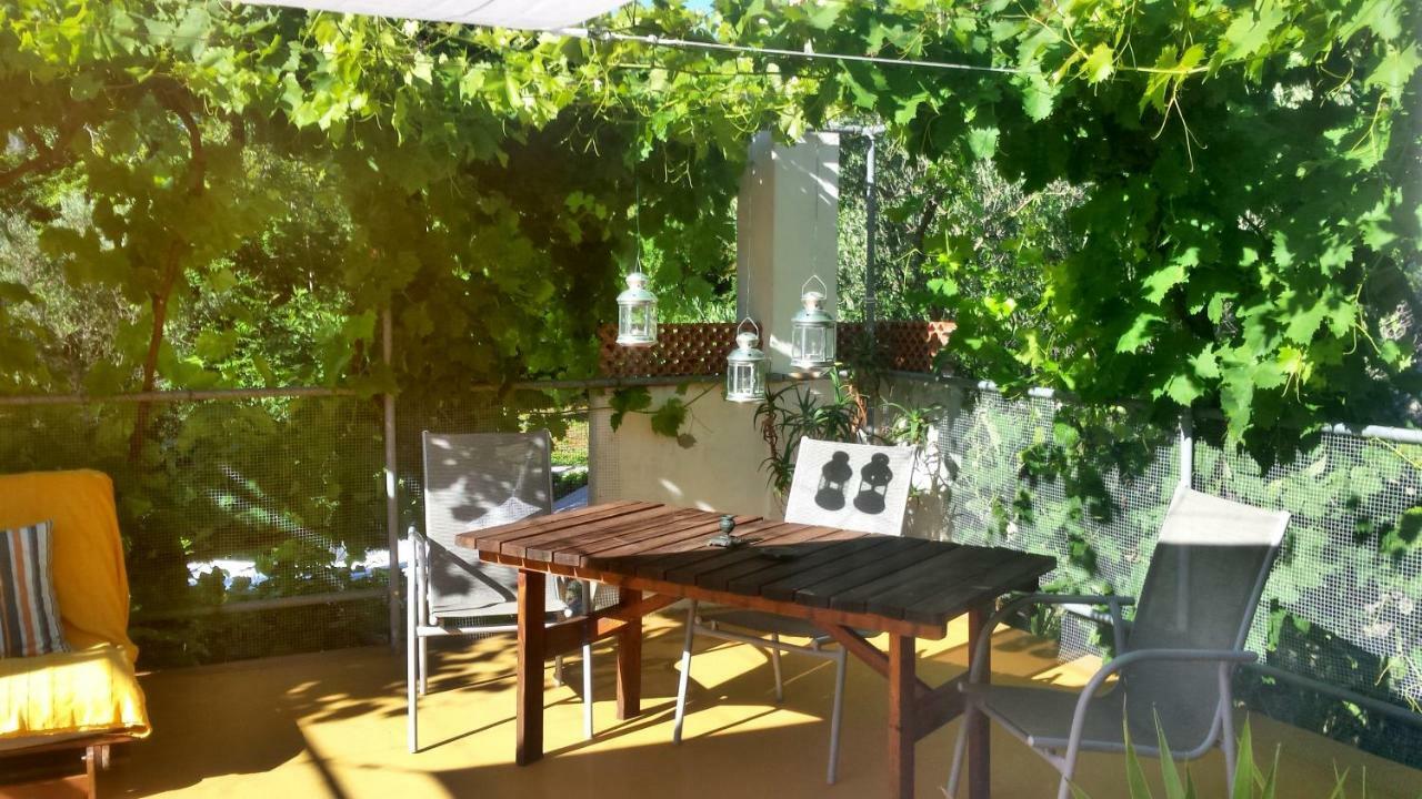 Casa Lin & Casa Blanca Hotell Nerezine Eksteriør bilde